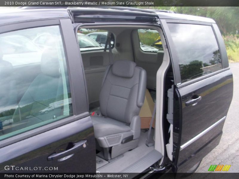 Blackberry Metallic / Medium Slate Gray/Light Shale 2010 Dodge Grand Caravan SXT