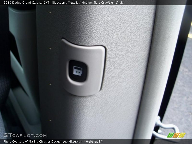Blackberry Metallic / Medium Slate Gray/Light Shale 2010 Dodge Grand Caravan SXT