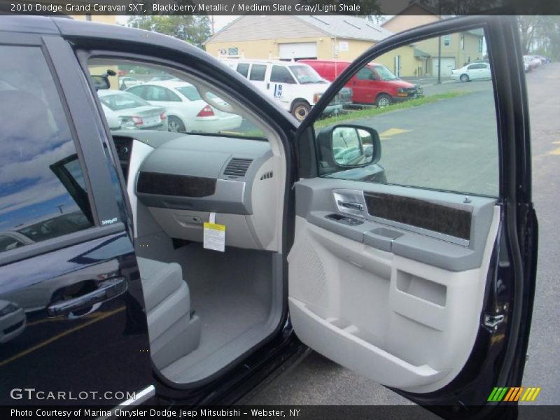 Blackberry Metallic / Medium Slate Gray/Light Shale 2010 Dodge Grand Caravan SXT