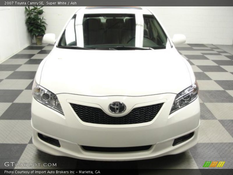 Super White / Ash 2007 Toyota Camry SE