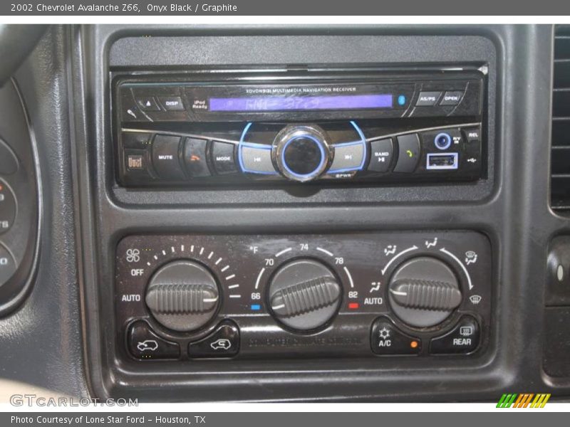Onyx Black / Graphite 2002 Chevrolet Avalanche Z66