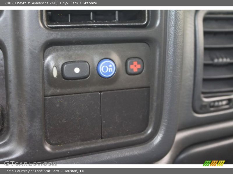Onyx Black / Graphite 2002 Chevrolet Avalanche Z66
