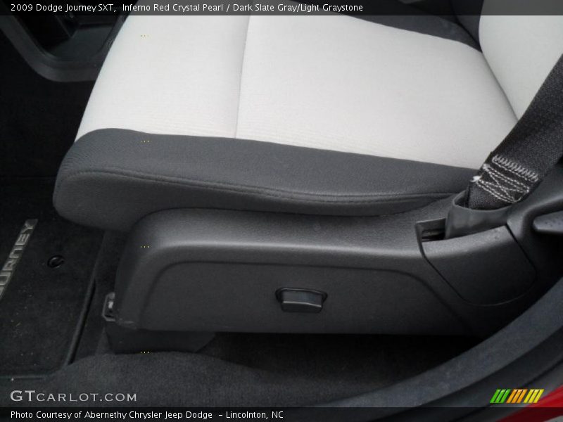 Inferno Red Crystal Pearl / Dark Slate Gray/Light Graystone 2009 Dodge Journey SXT
