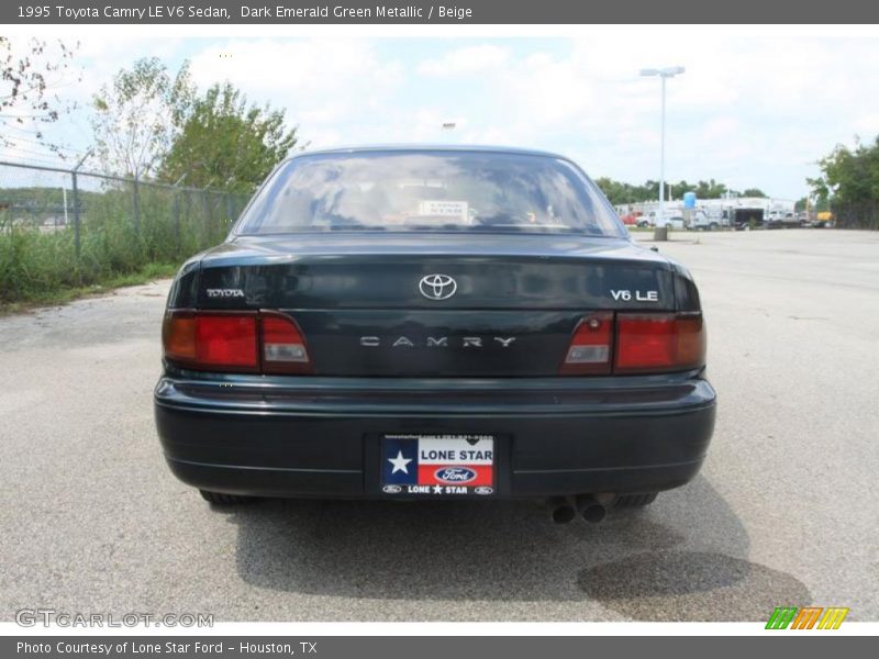 Dark Emerald Green Metallic / Beige 1995 Toyota Camry LE V6 Sedan