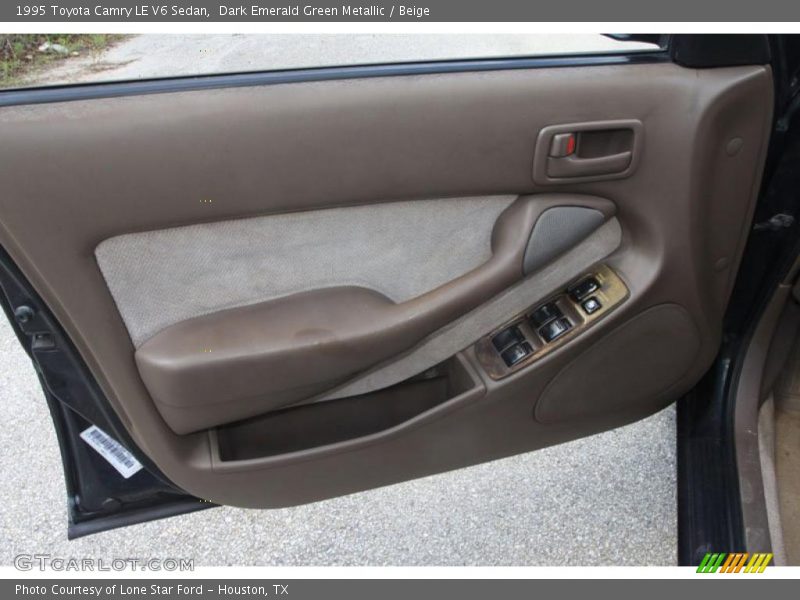 Dark Emerald Green Metallic / Beige 1995 Toyota Camry LE V6 Sedan