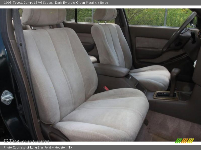 Dark Emerald Green Metallic / Beige 1995 Toyota Camry LE V6 Sedan