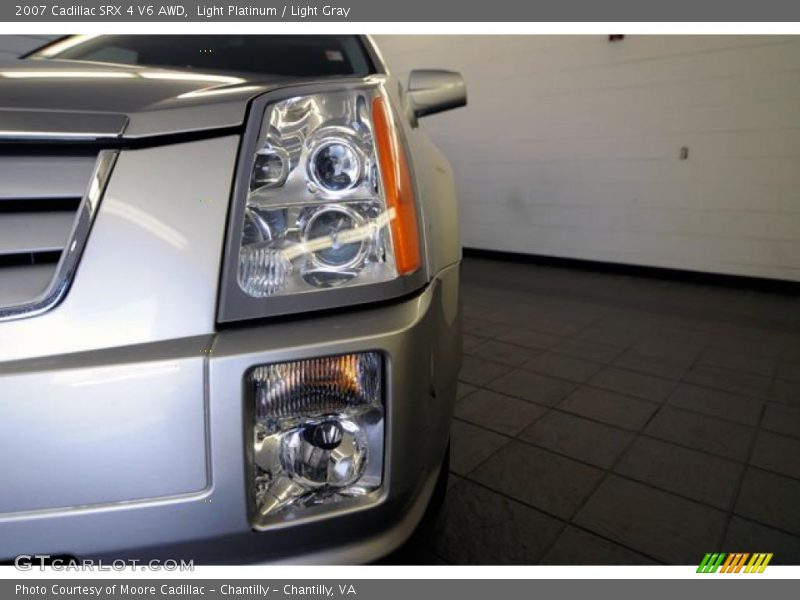 Light Platinum / Light Gray 2007 Cadillac SRX 4 V6 AWD
