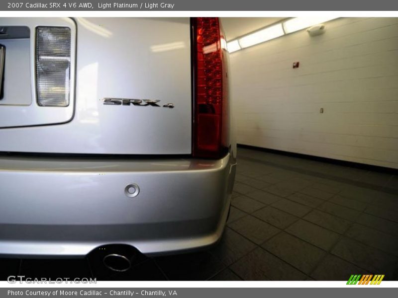 Light Platinum / Light Gray 2007 Cadillac SRX 4 V6 AWD