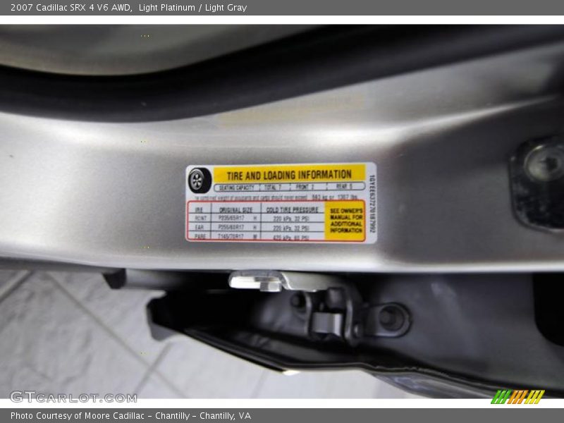 Light Platinum / Light Gray 2007 Cadillac SRX 4 V6 AWD