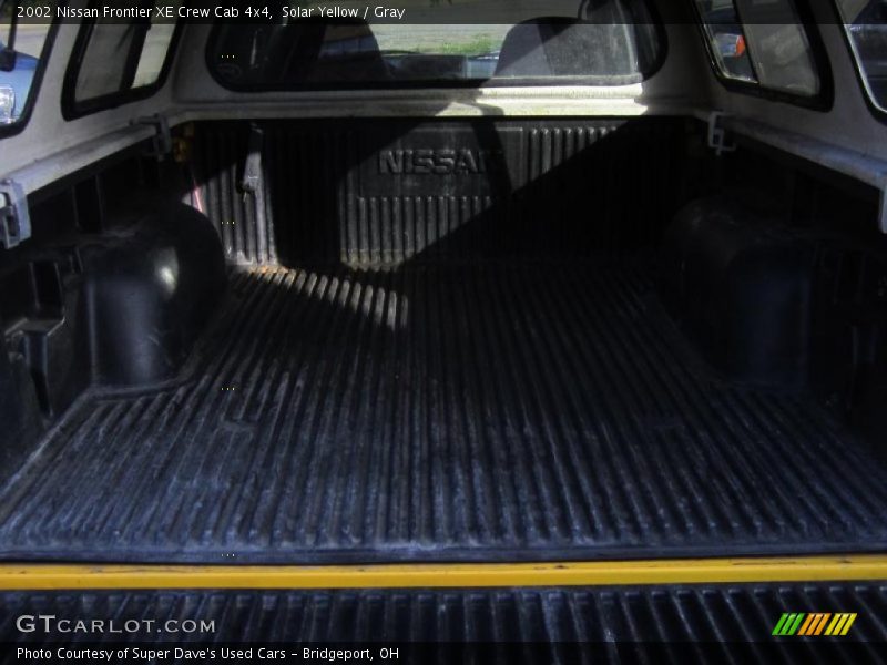 Solar Yellow / Gray 2002 Nissan Frontier XE Crew Cab 4x4