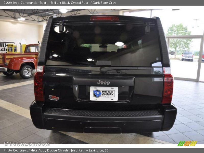 Brilliant Black Crystal Pearl / Dark Slate Gray 2009 Jeep Commander Sport