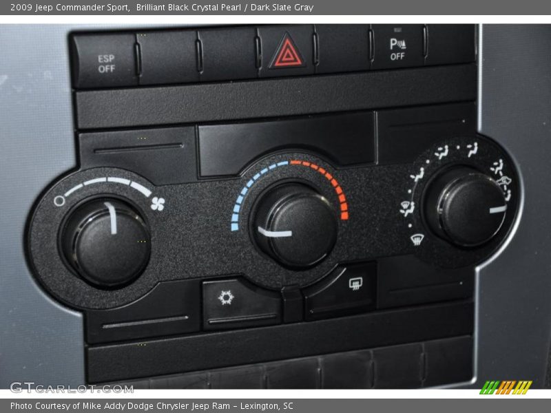 Brilliant Black Crystal Pearl / Dark Slate Gray 2009 Jeep Commander Sport