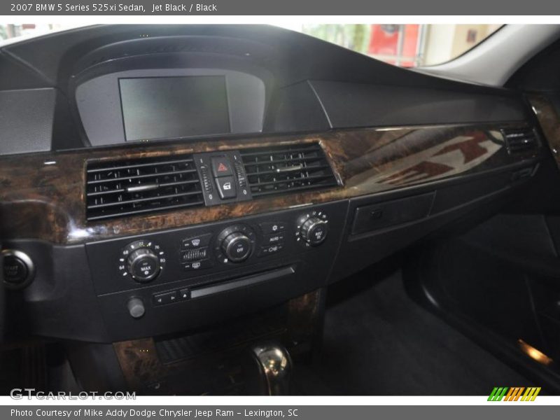 Jet Black / Black 2007 BMW 5 Series 525xi Sedan