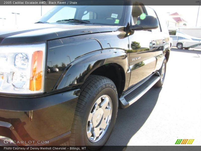 Black Raven / Shale 2005 Cadillac Escalade AWD