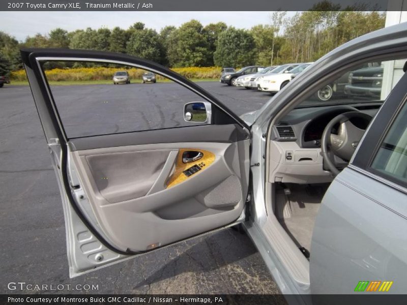 Titanium Metallic / Ash 2007 Toyota Camry XLE