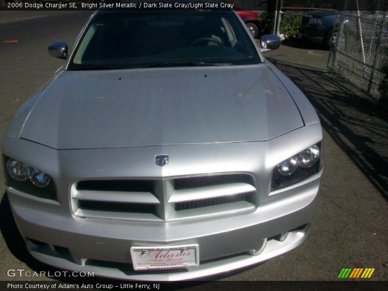 Bright Silver Metallic / Dark Slate Gray/Light Slate Gray 2006 Dodge Charger SE