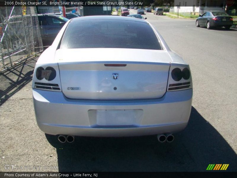 Bright Silver Metallic / Dark Slate Gray/Light Slate Gray 2006 Dodge Charger SE