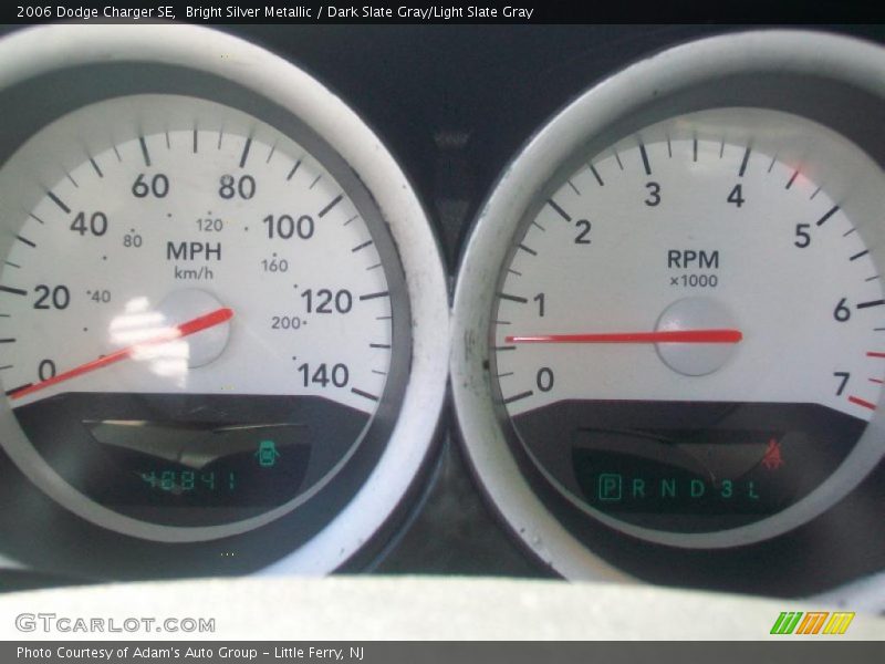 Bright Silver Metallic / Dark Slate Gray/Light Slate Gray 2006 Dodge Charger SE