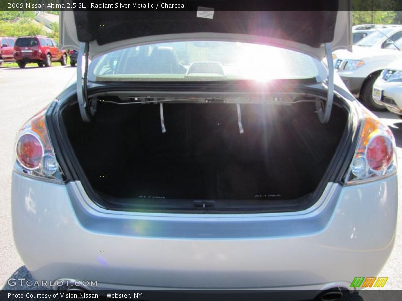 Radiant Silver Metallic / Charcoal 2009 Nissan Altima 2.5 SL