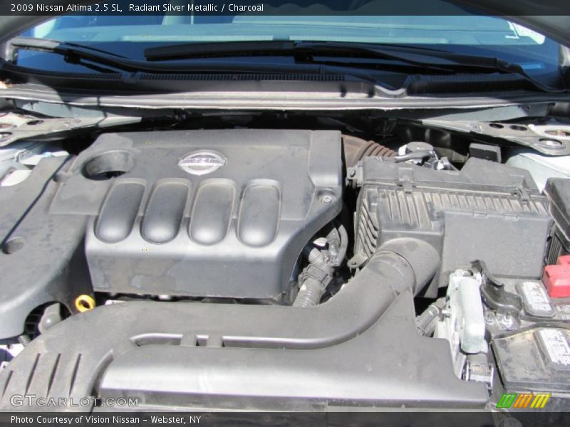 Radiant Silver Metallic / Charcoal 2009 Nissan Altima 2.5 SL