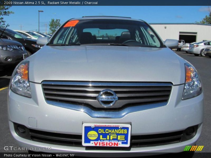 Radiant Silver Metallic / Charcoal 2009 Nissan Altima 2.5 SL