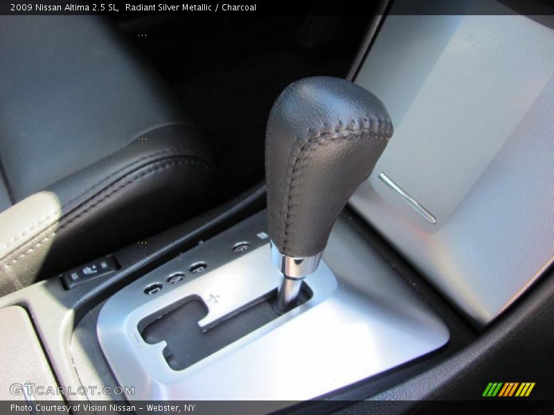 Radiant Silver Metallic / Charcoal 2009 Nissan Altima 2.5 SL