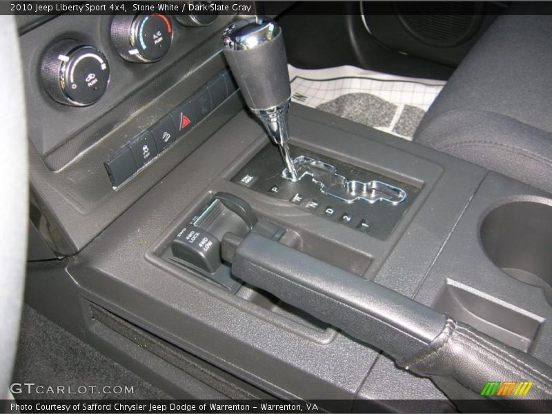 Stone White / Dark Slate Gray 2010 Jeep Liberty Sport 4x4