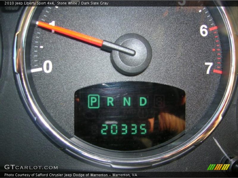 Stone White / Dark Slate Gray 2010 Jeep Liberty Sport 4x4