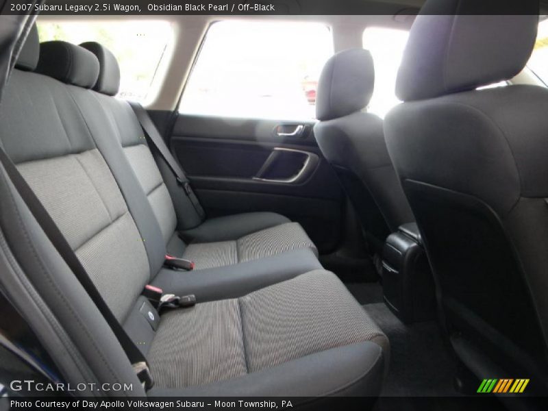 Obsidian Black Pearl / Off-Black 2007 Subaru Legacy 2.5i Wagon