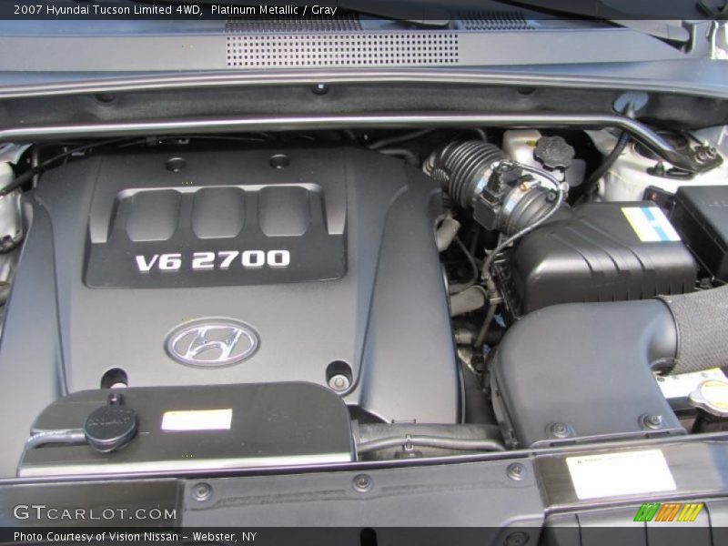 Platinum Metallic / Gray 2007 Hyundai Tucson Limited 4WD
