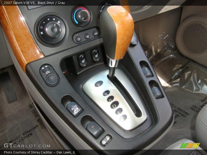 Black Onyx / Gray 2007 Saturn VUE V6