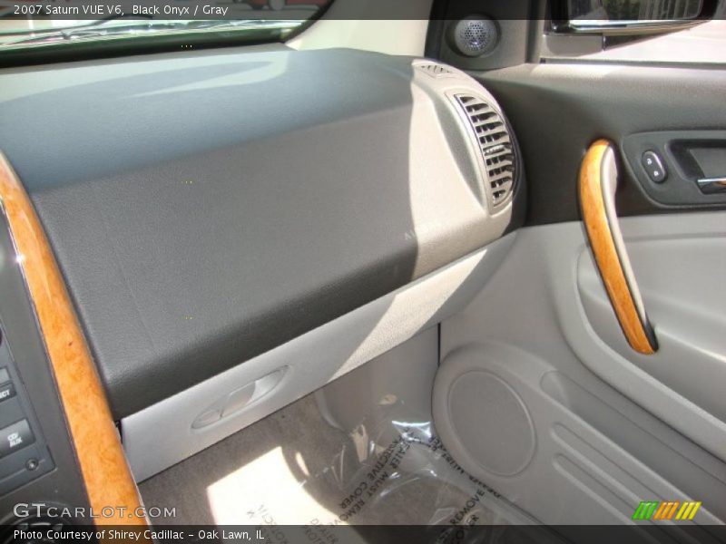 Black Onyx / Gray 2007 Saturn VUE V6