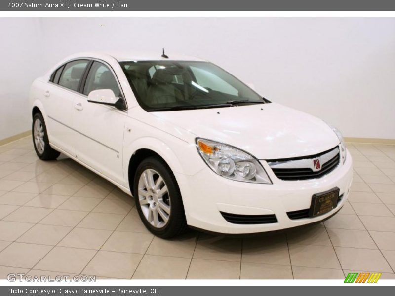 Cream White / Tan 2007 Saturn Aura XE