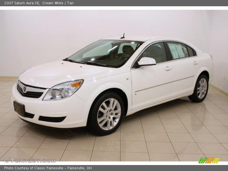 Cream White / Tan 2007 Saturn Aura XE