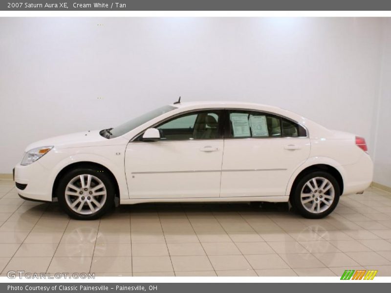 Cream White / Tan 2007 Saturn Aura XE