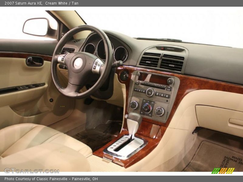 Cream White / Tan 2007 Saturn Aura XE