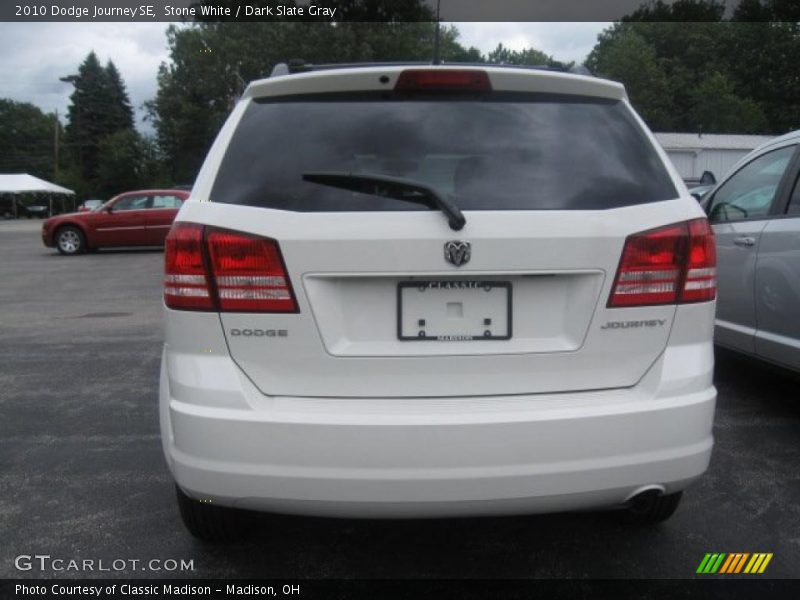 Stone White / Dark Slate Gray 2010 Dodge Journey SE