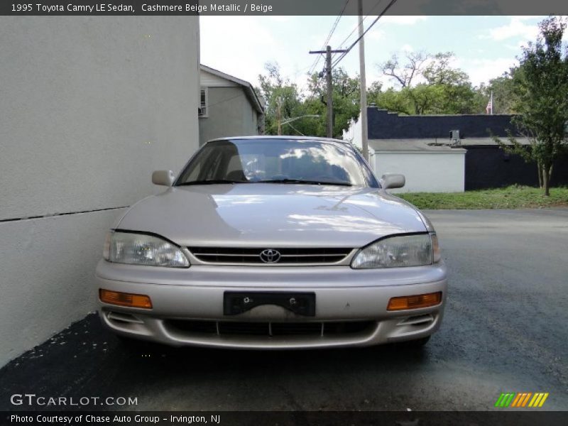 Cashmere Beige Metallic / Beige 1995 Toyota Camry LE Sedan