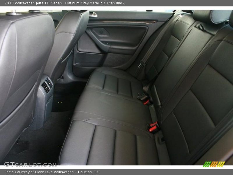 Platinum Grey Metallic / Titan Black 2010 Volkswagen Jetta TDI Sedan
