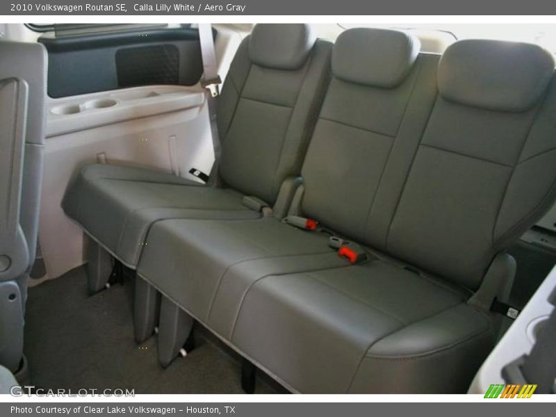Calla Lilly White / Aero Gray 2010 Volkswagen Routan SE