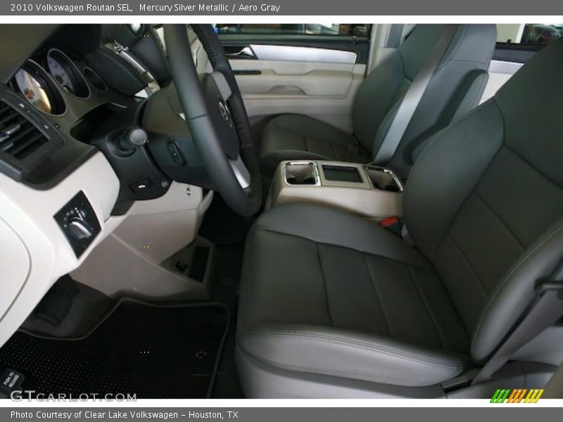 Mercury Silver Metallic / Aero Gray 2010 Volkswagen Routan SEL