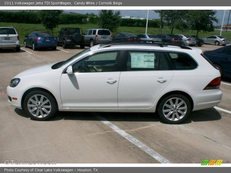 Candy White / Cornsilk Beige 2011 Volkswagen Jetta TDI SportWagen