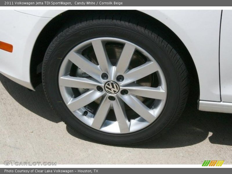 Candy White / Cornsilk Beige 2011 Volkswagen Jetta TDI SportWagen