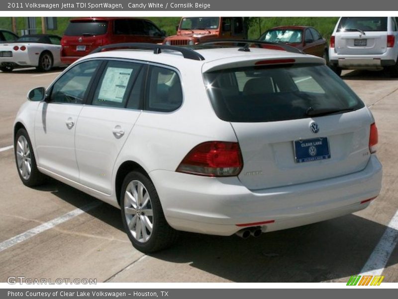 Candy White / Cornsilk Beige 2011 Volkswagen Jetta TDI SportWagen