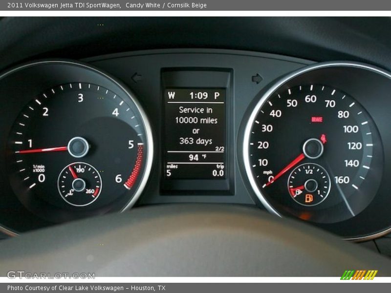 Candy White / Cornsilk Beige 2011 Volkswagen Jetta TDI SportWagen