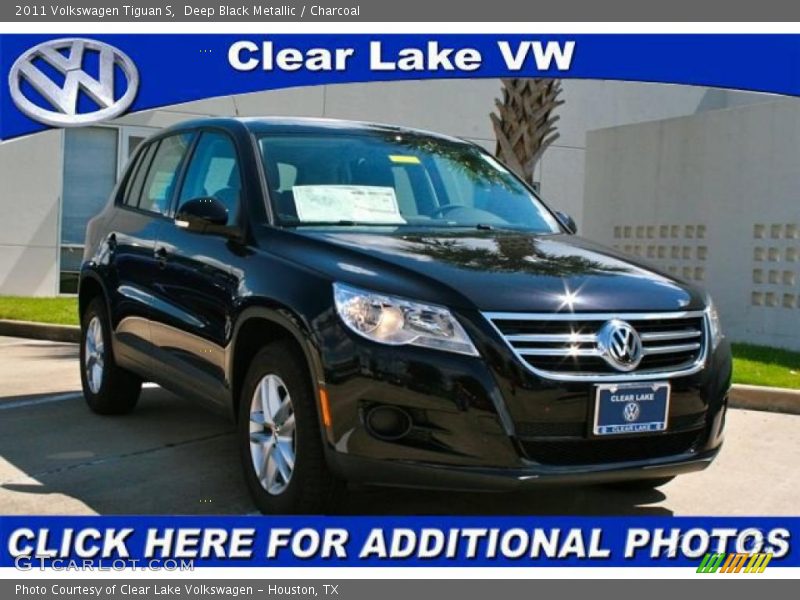 Deep Black Metallic / Charcoal 2011 Volkswagen Tiguan S
