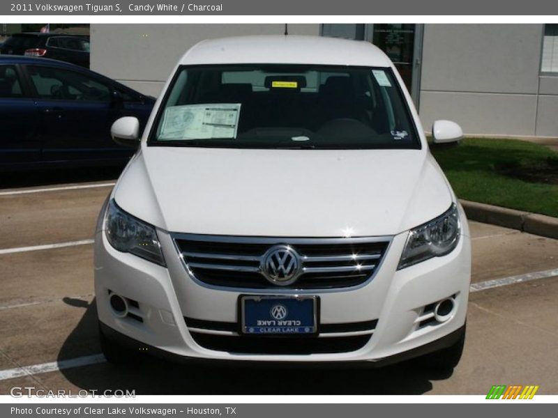 Candy White / Charcoal 2011 Volkswagen Tiguan S