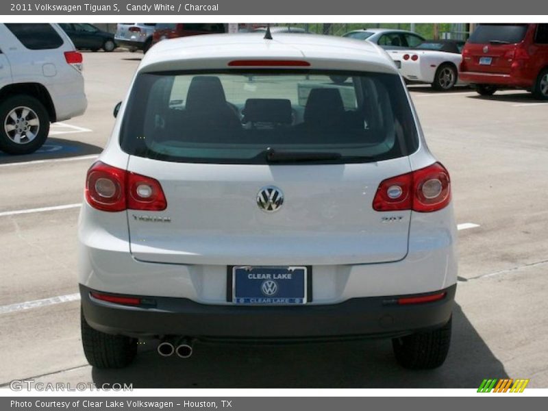 Candy White / Charcoal 2011 Volkswagen Tiguan S