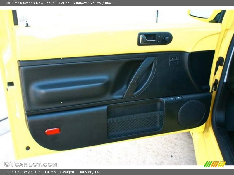 Sunflower Yellow / Black 2008 Volkswagen New Beetle S Coupe