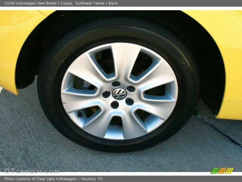 Sunflower Yellow / Black 2008 Volkswagen New Beetle S Coupe